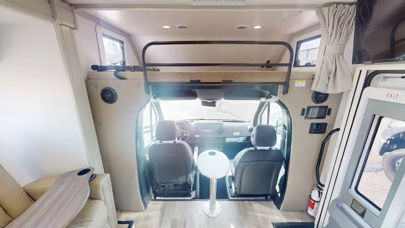 24RW Floorplan Main Room