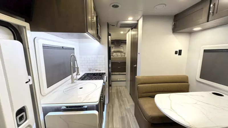 24TW Floorplan Main Room